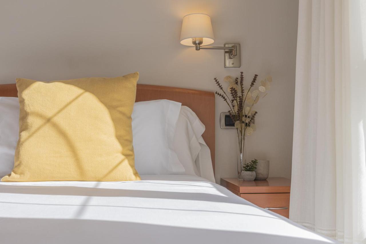 Hostal Alba Луго Екстер'єр фото
