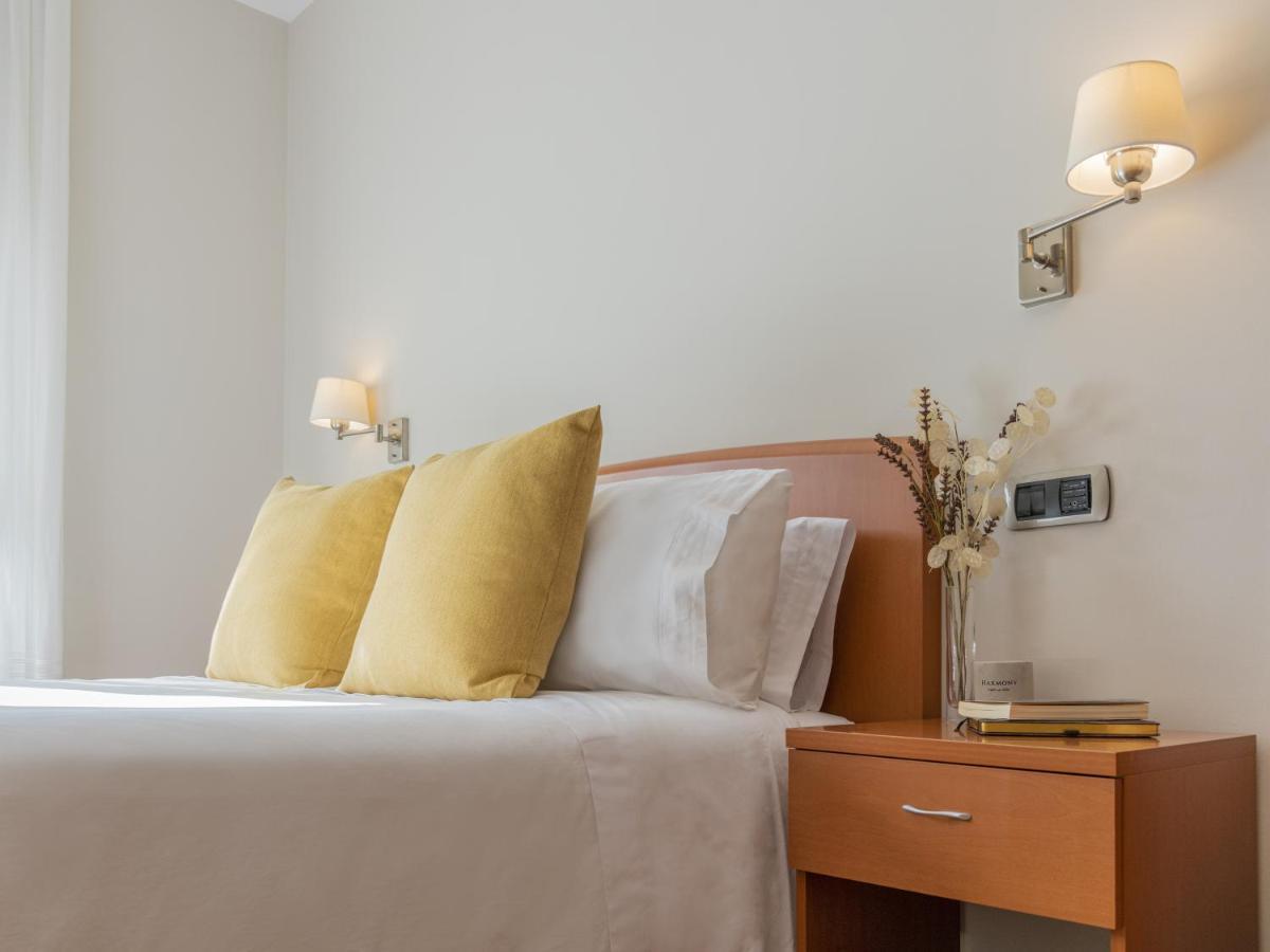 Hostal Alba Луго Екстер'єр фото