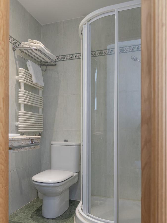 Hostal Alba Луго Екстер'єр фото